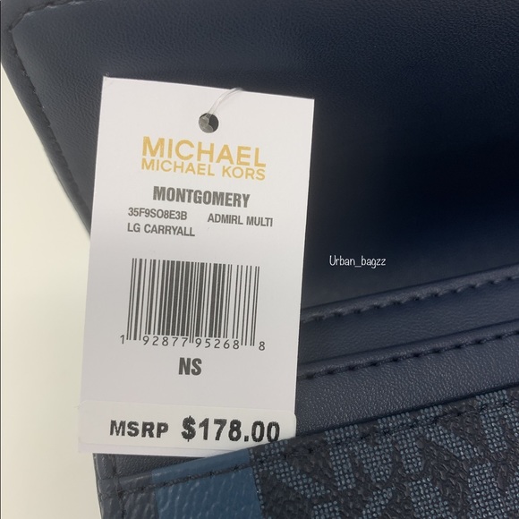 Michael Kors Montgomery Large Carryall Wallet - Picture 7 of 8